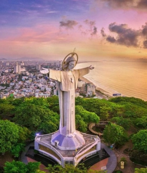 Vung Tau Tour 2 Days: Explore Historical Landmarks of the Past