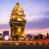 Phnom Penh Tour 2 Days: Highlights Exploration