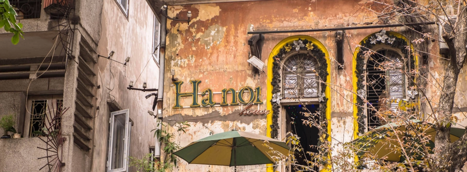 Top 10 Cafehouses with Scenic Views to Check-in in Hanoi