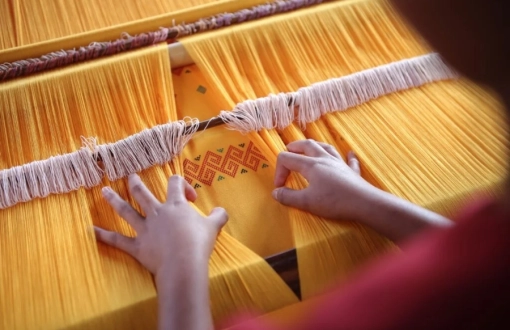 Silk Weaving and its flourishing growth in Thailand