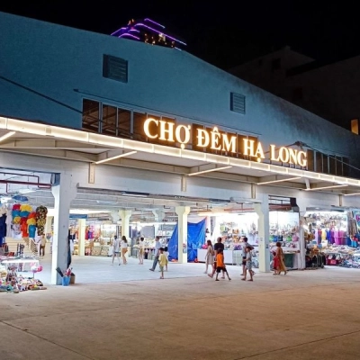 Ha Long Night Market