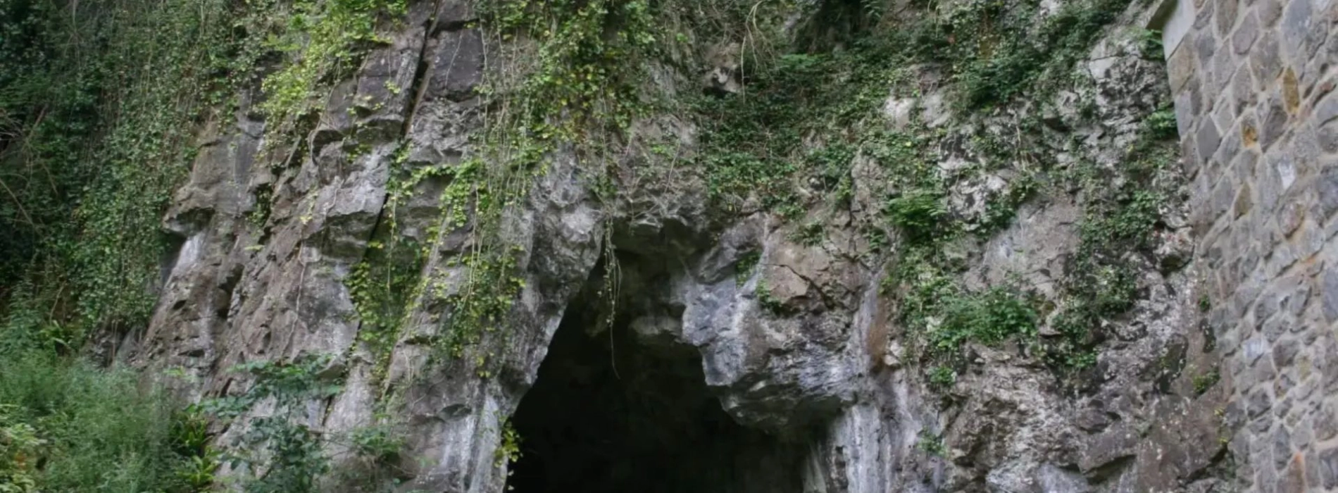 Tham Tet Toong Cave