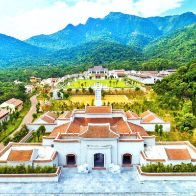 Truc Lam Yen Tu Zen Monastery